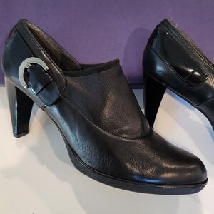 Stuart Weitzman Black Leather Heels with Silver Buckle